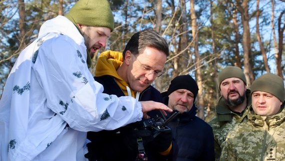 Марк Рютте зустрівся з чернігівськими прикордонниками