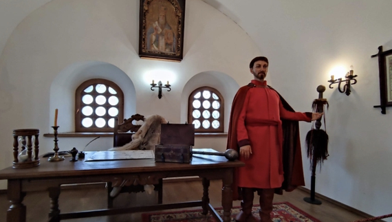Національний історико-культурний заповідник «Гетьманська столиця» у Батурині на Чернігівщині.